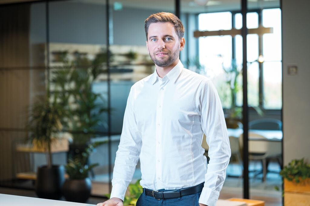 None-People-Flemming Faust